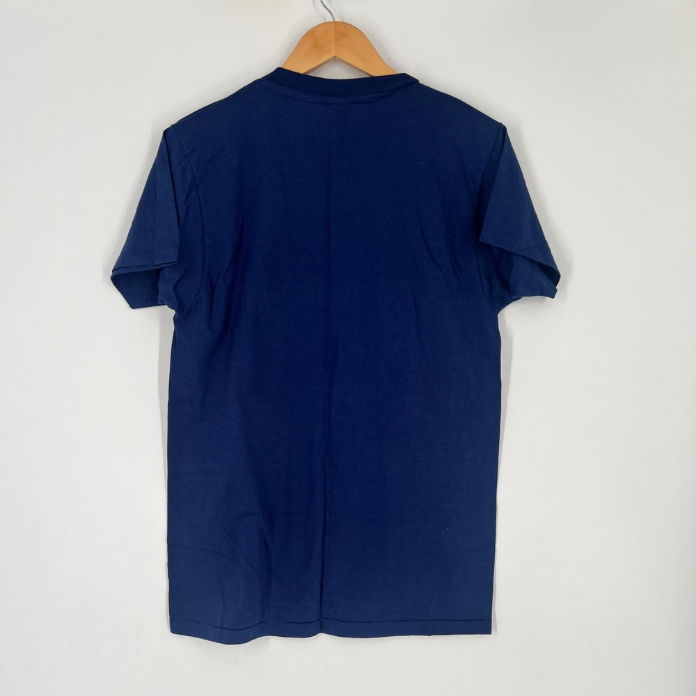 👕 - Picture 2 of 2
